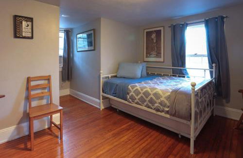 Riverfront Home (Apartment and Bar) - Foto 6