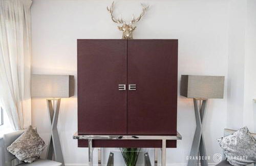 Central Park Suite by Grandeur Property - Photo 8