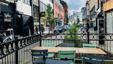 Stunning 1 bed central flat - Photo 2