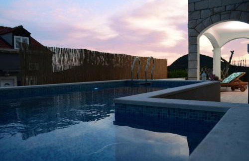 Wave n' Sea Apartment With a Private Pool - Foto 48