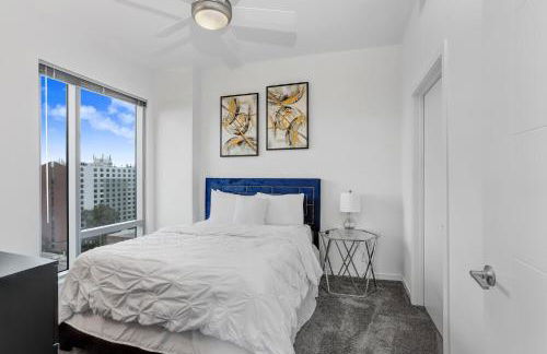 Stunning 2-Bed Condo with Panoramic DT Tampa Views - Foto 14