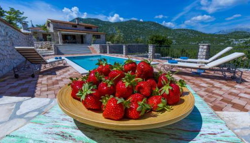 Rustic Villa Fragola with heated pool - Foto 2