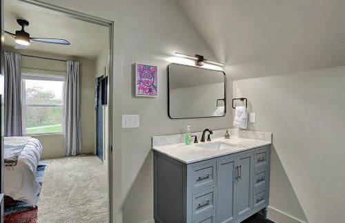 Walk to Bars and Restaurants in Fountain Square - Foto 30