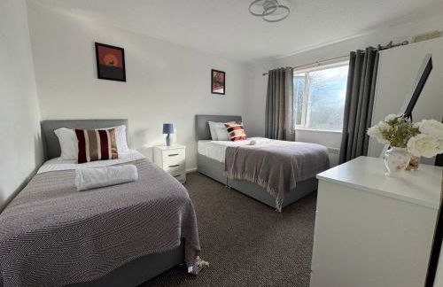 Abdul's Apartment BGH Free Parking - Foto 7