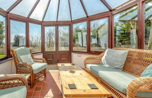 Pembrokeshire Near Beach With A Hot Tub - Foto 13