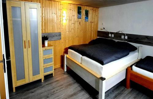 Exklusive Naturoase direkt am Ars Natura Wanderweg mit Panoramablick auf Melsungen - Foto 22