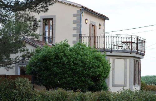 Maison de charme avec vue sur la cité médiévale. - Foto 1