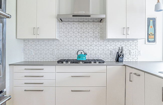 Rooftop Deck 5 Mins to Downtown - Photo 16