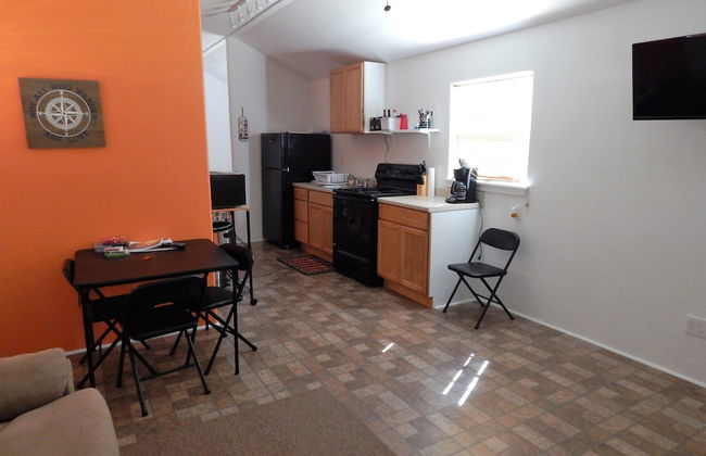 JJB Cabins - Photo 9