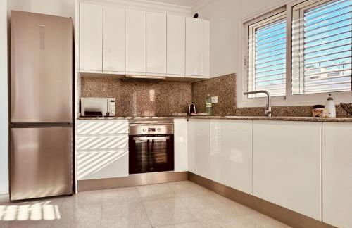 Click & Guest -Terrace with Sea and Mountain Views - Foto 36