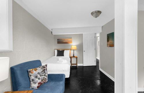 10 Min to Downtown-Modern in Magic City-Both Units - Foto 65