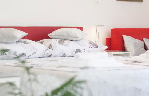 Amanda Apartment - Photo 17