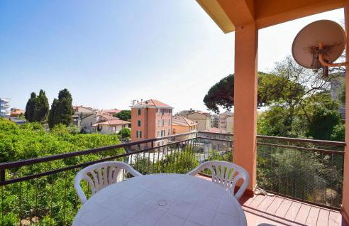 Stunning Apartment In Pietra Ligure - Foto 1