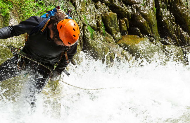 Descenso de cañones en Interlaken - Foto 4