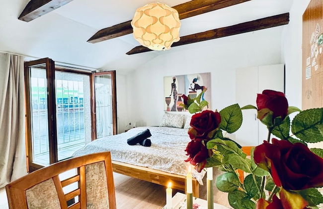 7 private Rooms in a spacious Villa - Foto 55