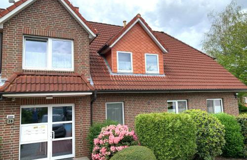 Lüttje Huus Frieda mit Strandkorb am Strand von Mai bis September - Photo 2