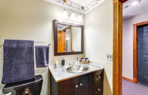 Just a Cast Away Cassville Cabin with Covered Deck - Foto 21