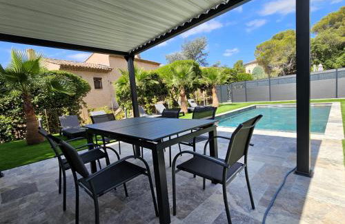 ETOILE DU BERGER Saint Aygulf 3 Villas et 4 appartements jardin individuel et piscine chauffée en saison - la mer et les plages 450 m - Foto 30