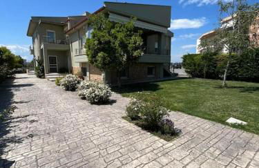 Gaia cottage with garden - Photo 26