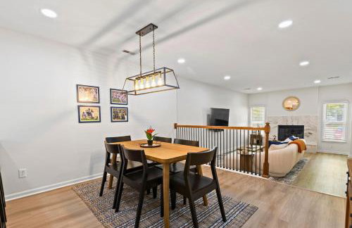 Aubie's Hangout - Walk to Downtown & Campus! - Foto 24