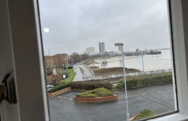 Impeccable 2-bed Apartment in Erith - Foto 11