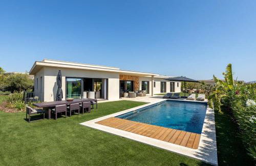 Faro Luxury Home with Heated Pool and Garden - Foto 2