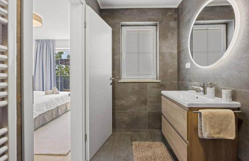 Villa mit Meerblick & Pool bei Poreč - Foto 40