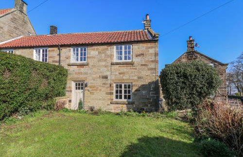 Holly Cottage - Photo 1