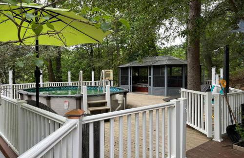 3 Acre Lake Paradise Swimming Pool & Jacuzzi HotTub! - Foto 44