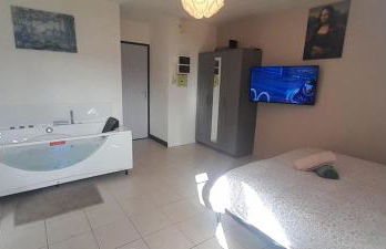 Déols studio balnéo 2-4 pers - wifi - parking - Foto 4