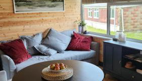 18 Bucklands - Cosy 5-Star Chalet - Starlink Wi-Fi - Coastal Woodland - Foto 1