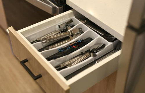 LUX Studio King Bed Free Parking Gym New - Foto 25