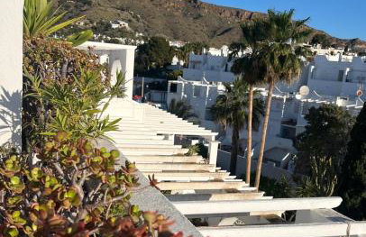 1st floor Penthouse sea and mountain view 5 min stroll to beach - Foto 33