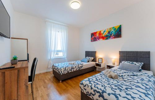 Flex SelfCheckIns 143 - Novaki -Terrace - 4 Bedrooms - Parking - Foto 2