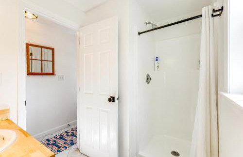 1 Mi to Sand! Mid-Cape Chatham with Furnished Deck - Foto 23