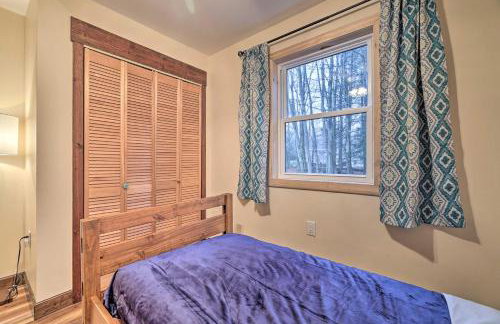 Peaceful Wooded Retreat at Lake Wallenpaupack! - Foto 17