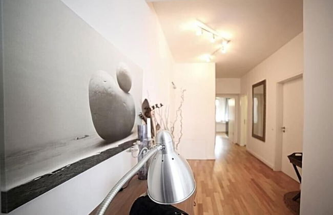 Classic Chic Flat 100m2 in City Center - Foto 18