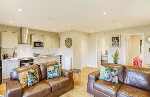 Conifer Lodge 25 with Hot Tub - Photo 10