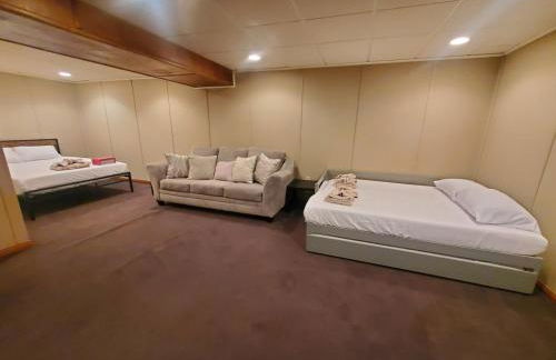 Gorgeous Cabin by Lake with Waterview and walking access - Foto 14