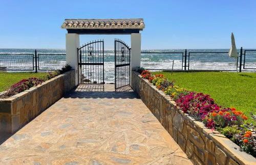 Playa Real Luxury Apartment - Photo 33