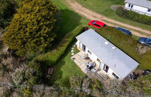 1 Bed Caravan Sleeps 2 -Dog Welcome -Free Parking - Photo 3