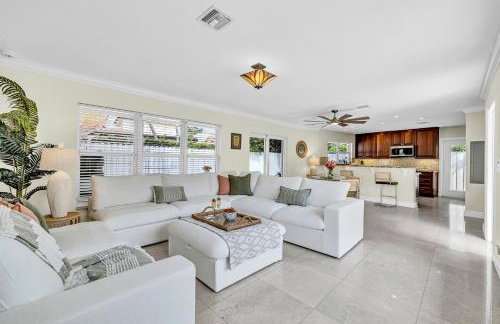 Walk to Beach Heated Pool Serenity at its Finest Orchid Key Residences - Foto 16