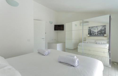 Open View Apartment by Wonderful Italy - Photo 34