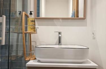 Chazelet - Avec terrasse et jardin - Photo 14