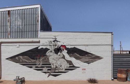 Large West Texas Suite at Iconic Property - Foto 8