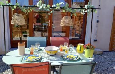 Gites l’Olivier avec piscine - Foto 18