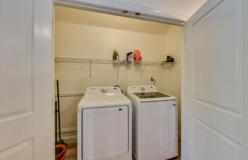 Renovated 2BR by Riverwalk & Medical District - Foto 21