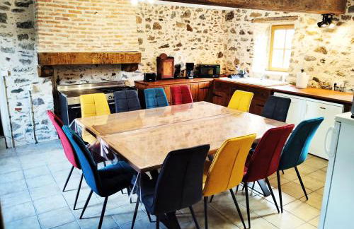 la longère du plessis Mornay, 30 min du Puy du fo, wifi, parking, jardin - Foto 3