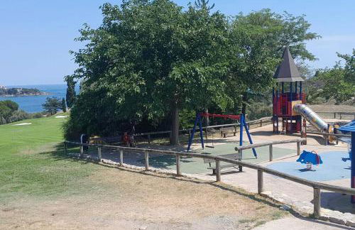 Dans un cadre d'exception, Vue mer panoramique à Agay Côte d'Azur, Village Vacances Cap Esterel, 2 chambres, avec jardin, golf, climatisation, Wifi, 5 piscines - Foto 67