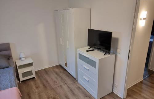 Gästehaus-Ferienwohnung-Appartement mit Terrasse - Nähe Kliniken/ Herzzentrum - Foto 13